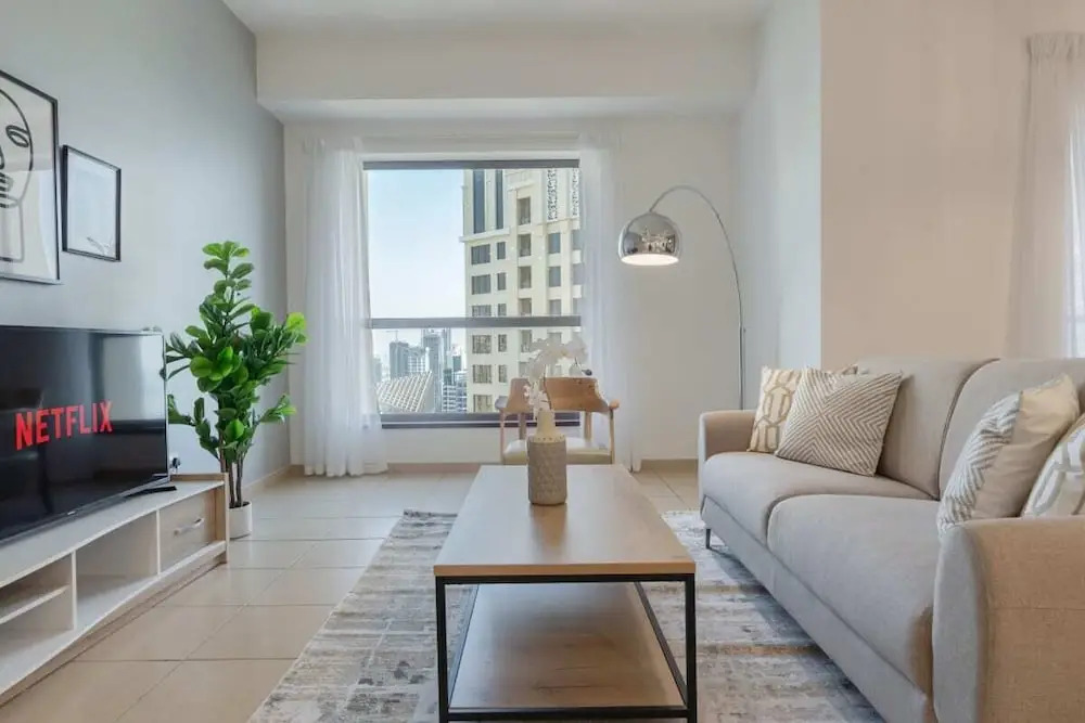 Homely Apt Steps Away to the Beach, JBR