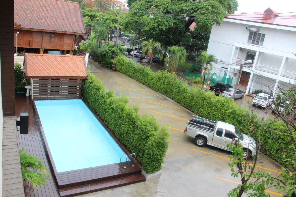 Monmuang Hotel and Residence