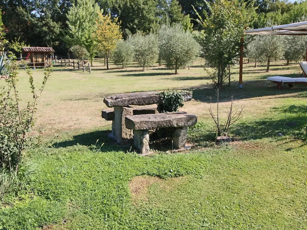 Apartment on farm amidst the Umbrian hills