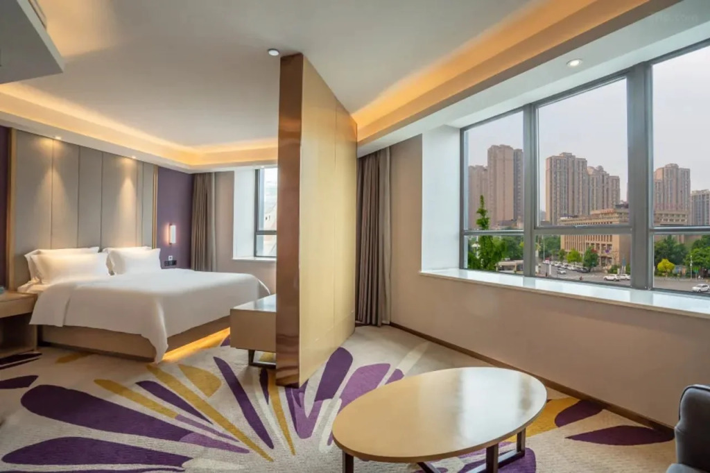 Lavande Hotel (Chongzhou Wanda Plaza)