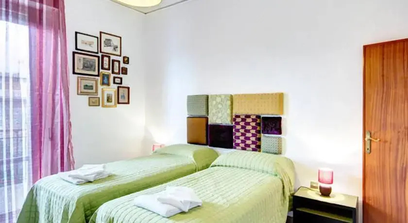 Roommo