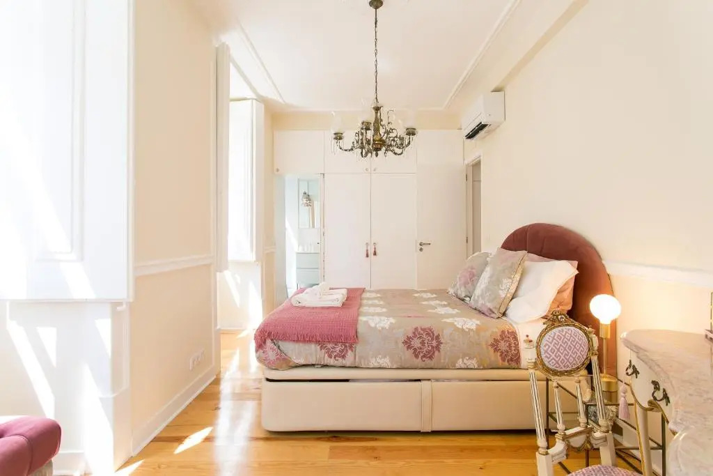 Chiado Deluxe Gem 4bdr Amazing apartment