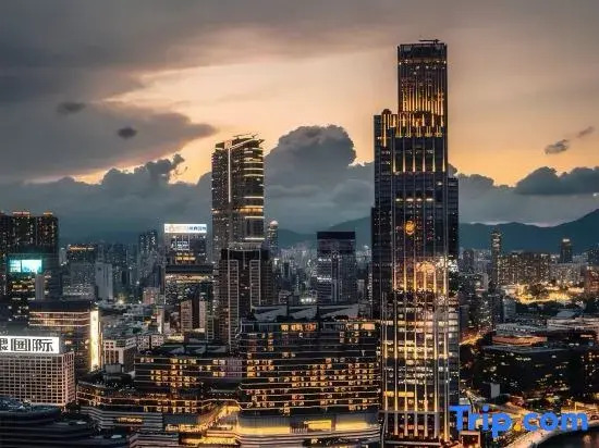 CloudView Hotel