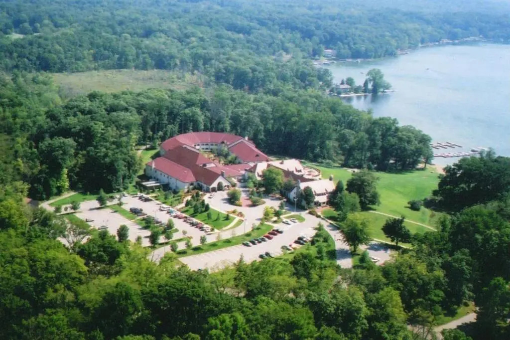 Potawatomi Inn & Cabins