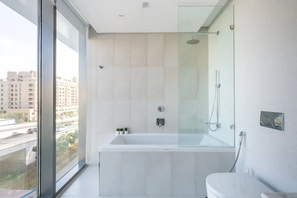 Stylish 2BR Apartment by the Beach - The Palm Jumeirah