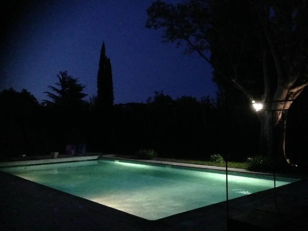 Typique Mas Provençal Climatisé avec un Grand Parc Arboré situé au coeur de Maussane les Alpilles, 14 prs, L'Oustalado LS1-301