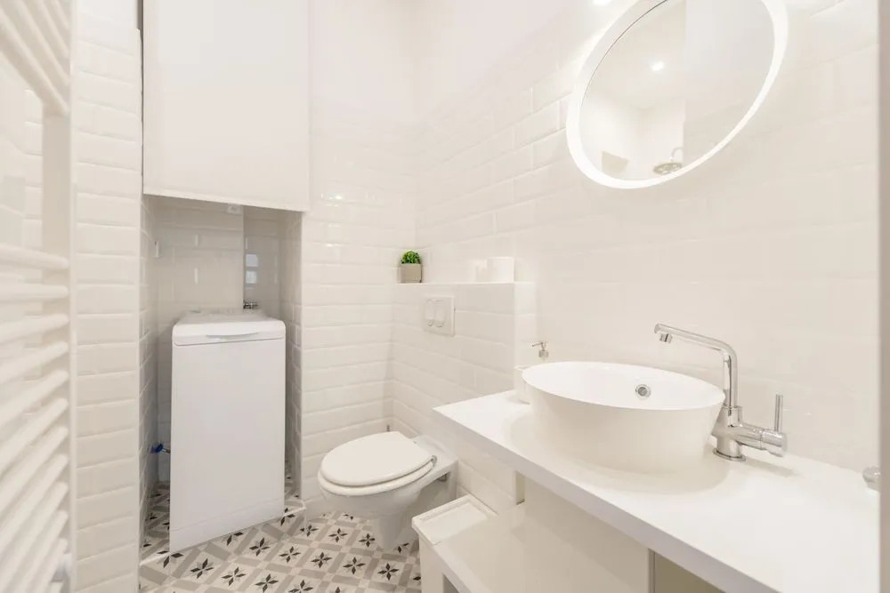 Oasis Apartments At Paulay Ede Street Ii