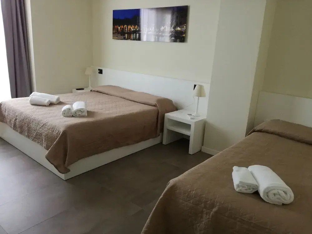Garda Rooms