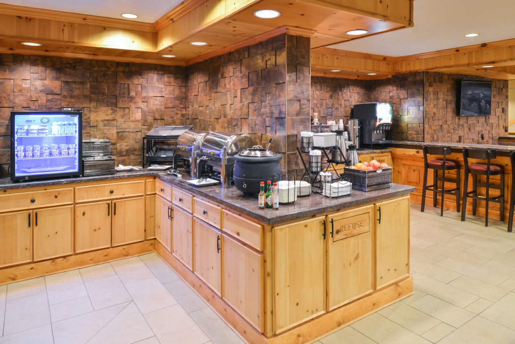 Best Western Plus Olympic Inn