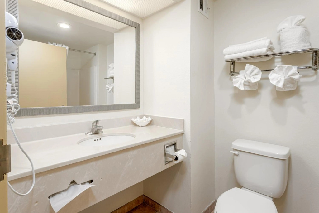 Hutchinson Island Hotel