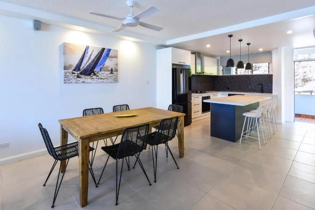 Frangipani Apartments on Hamilton Island by HIHA