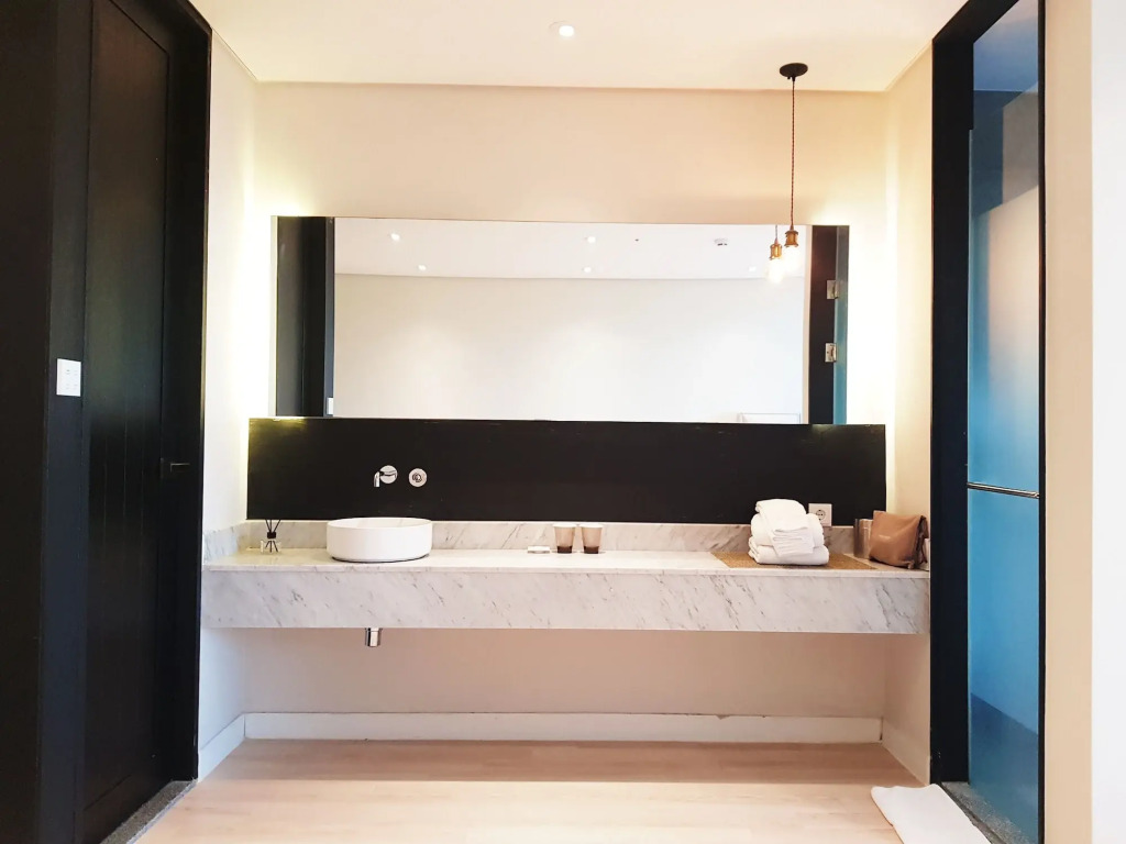 Hotel & Pool Villa Attirance