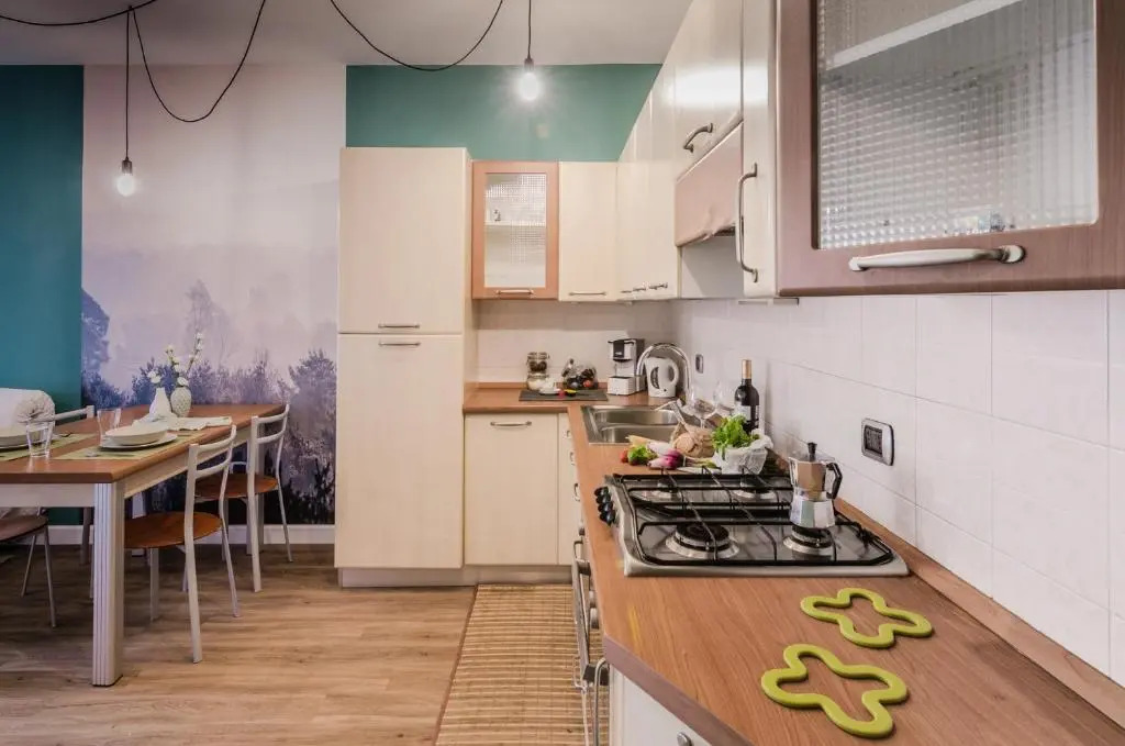 Interno 76