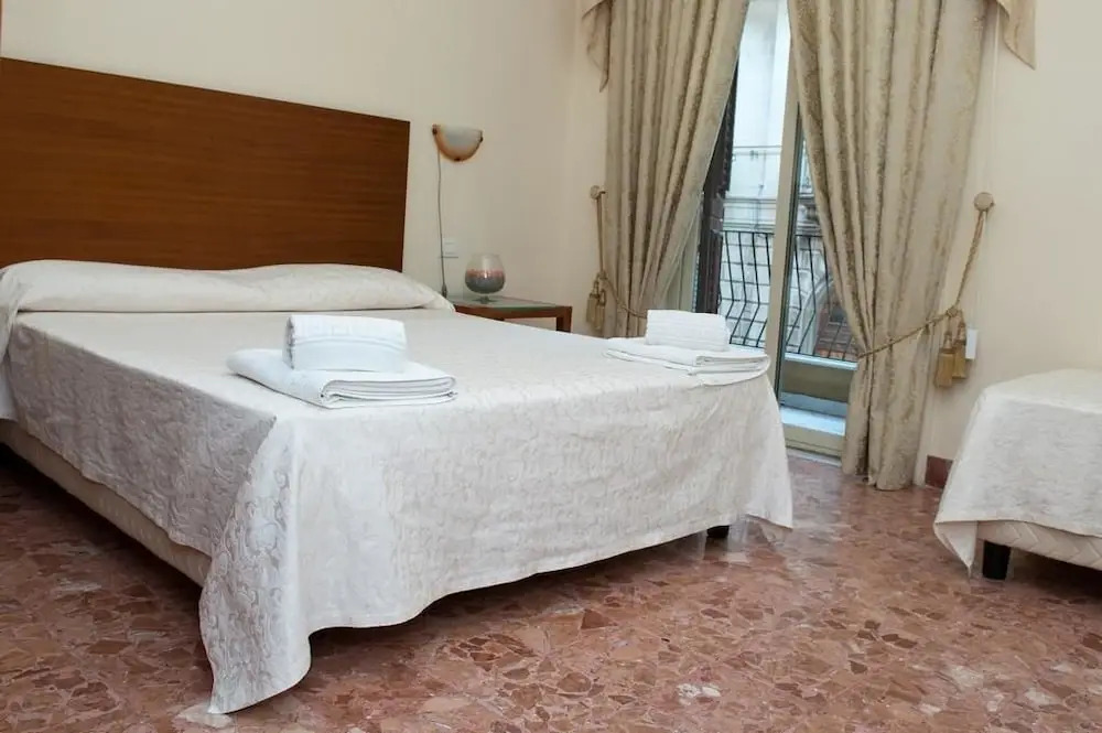 Hotel C'entro