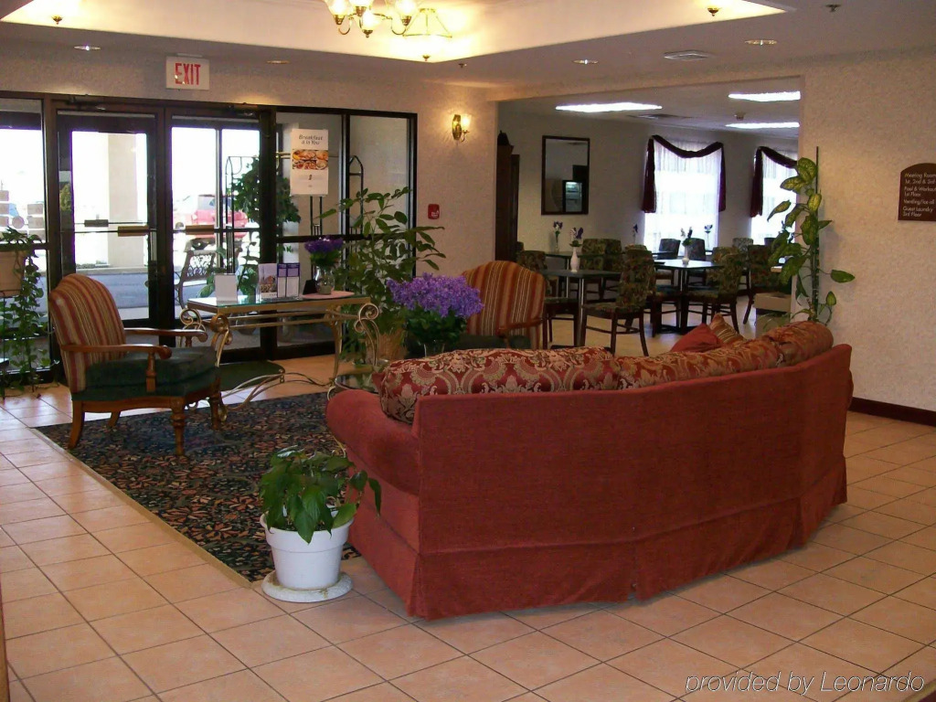 Holiday Inn Express & Suites Alliance by IHG