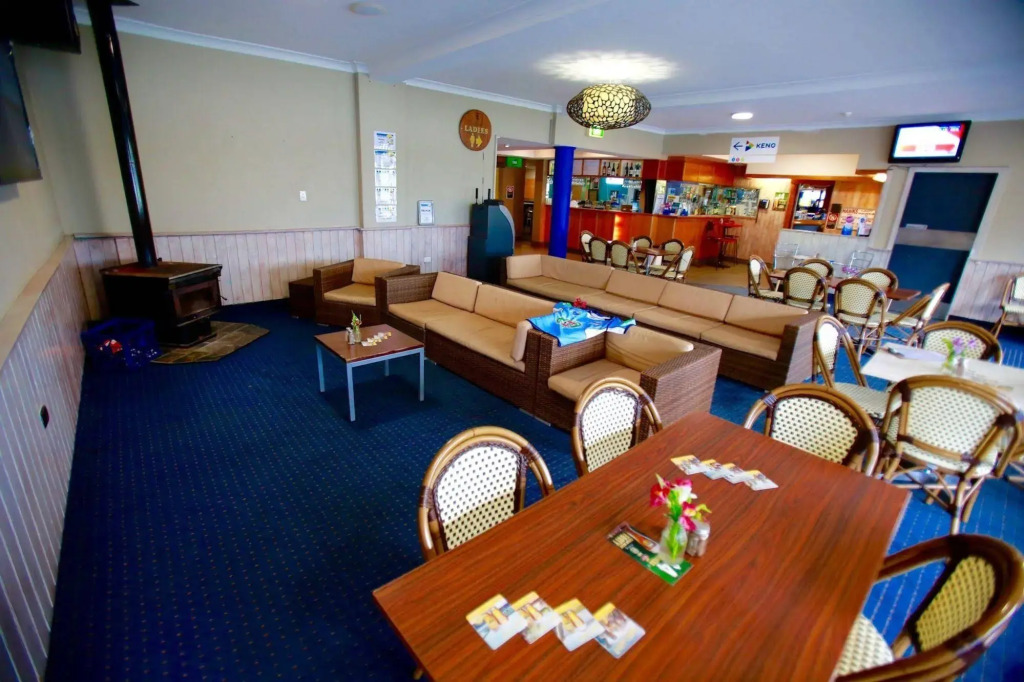 Tea Gardens Hotel