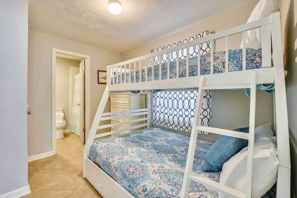 Dolphin Den by Book That Condo