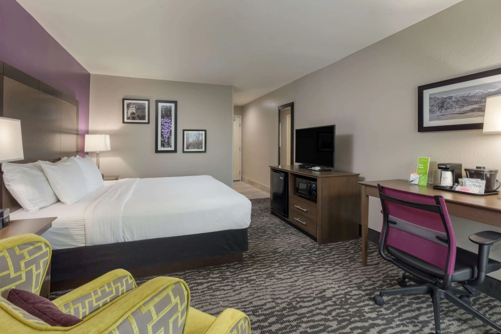 La Quinta by Wyndham Visalia/Sequoia Gateway