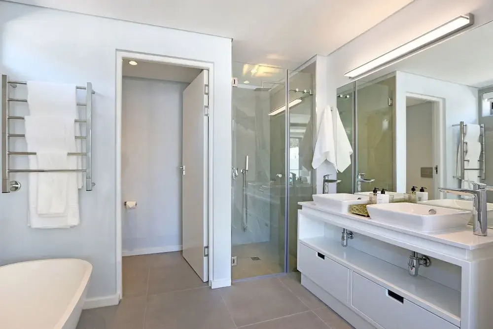 Four on C Luxury Suites