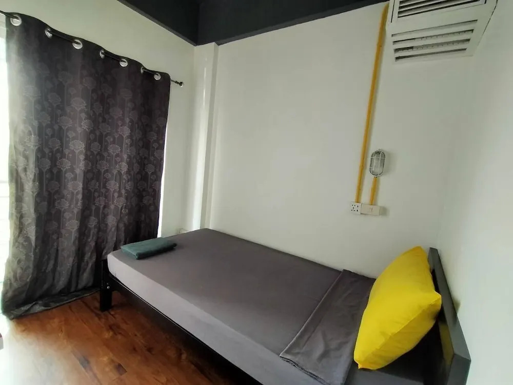 Best Bed Suvarnabhumi Hostel