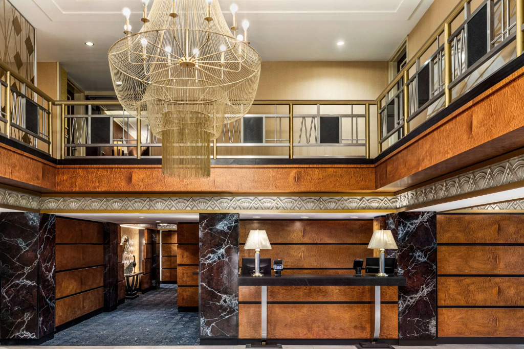 Inn at Great Neck, WorldHotels Crafted