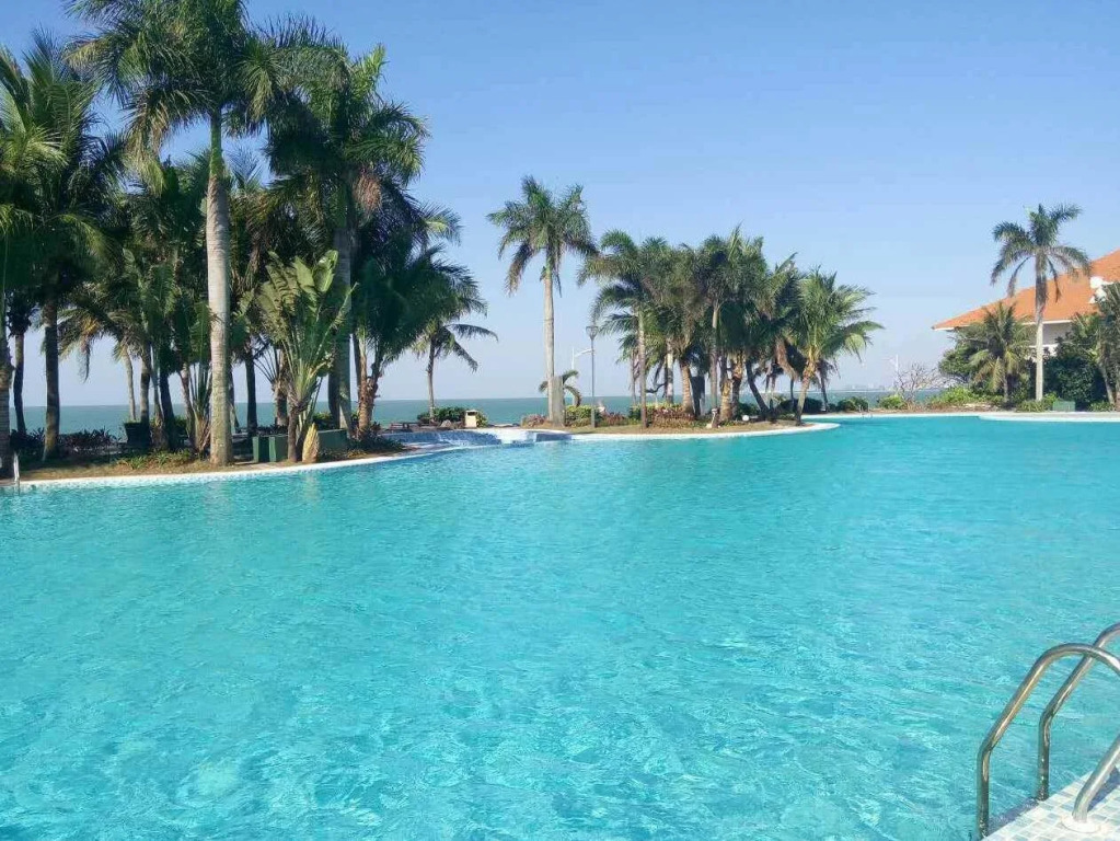 West Coast Resort