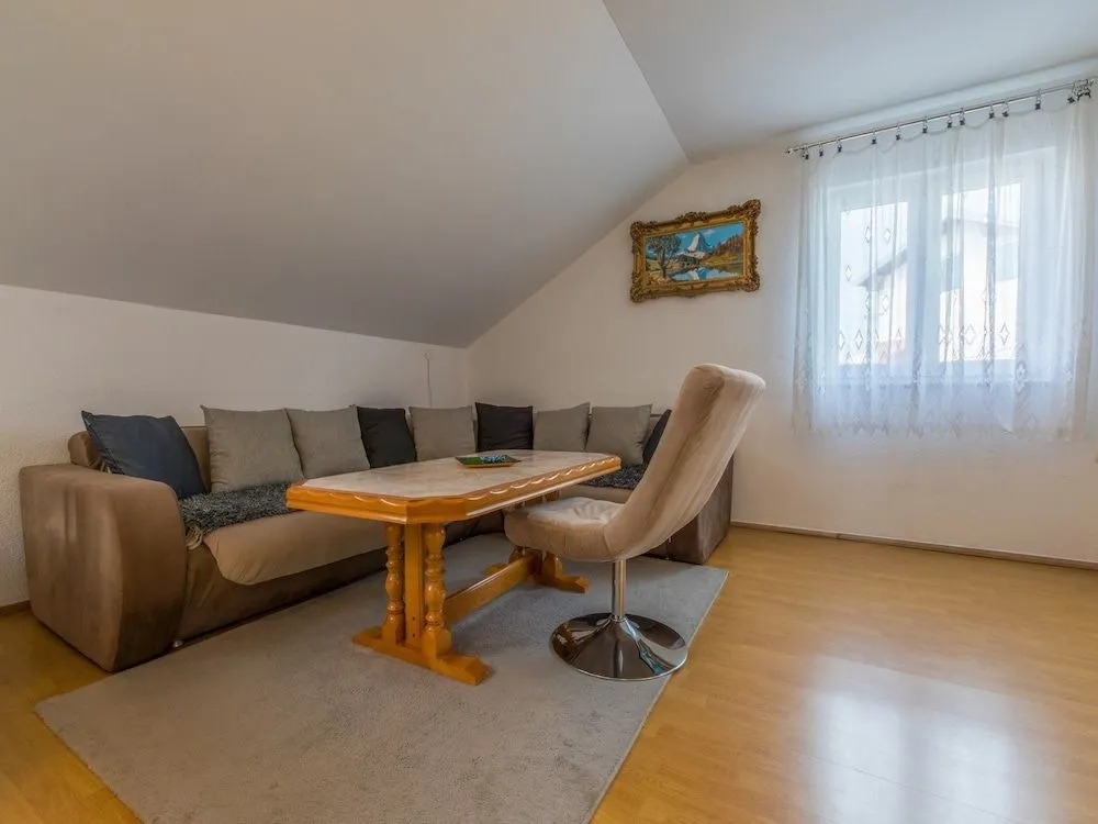 Apartments Mirela