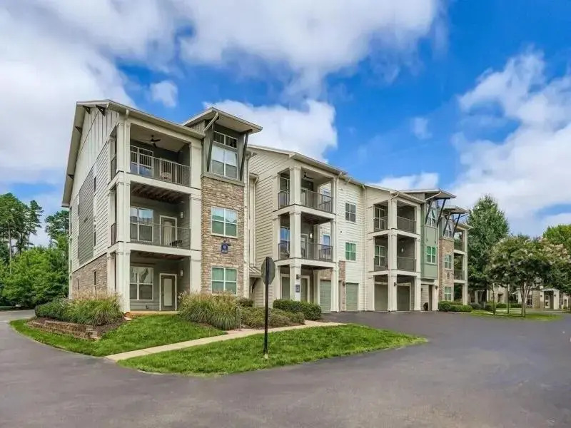 Northlake Apartments By Landing