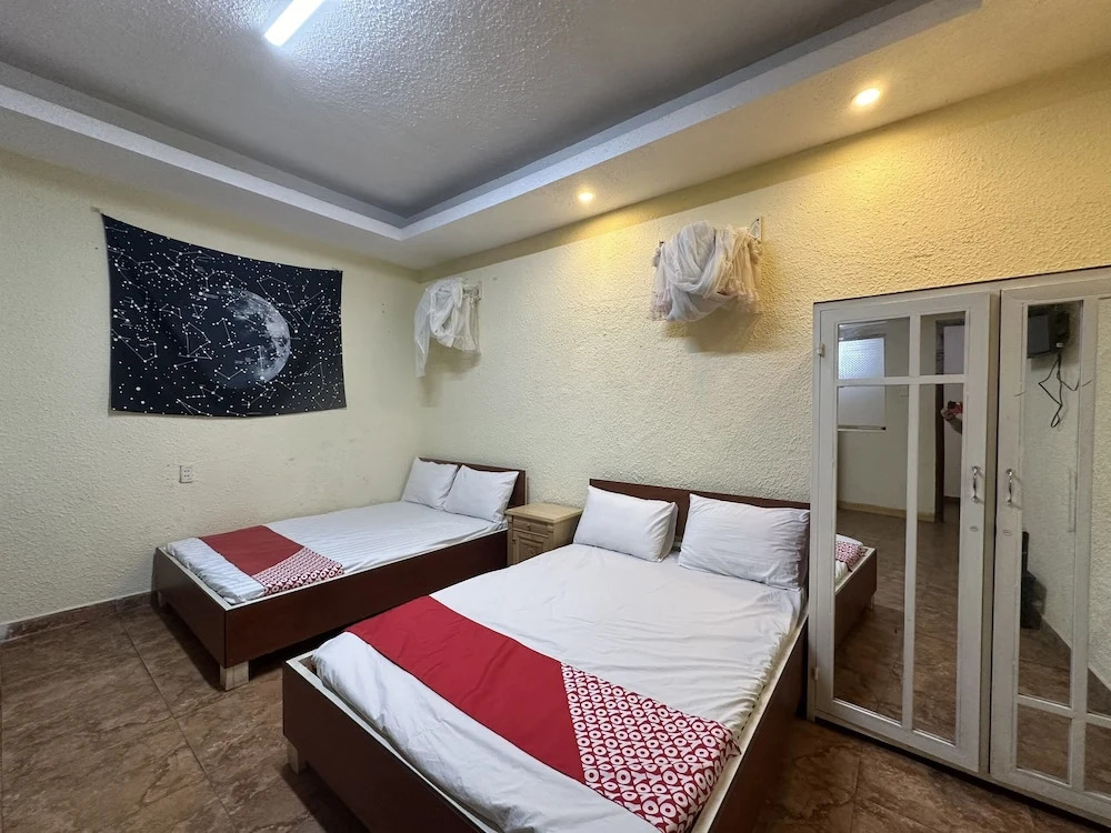OYO 1232 Pòn Pon Hostel
