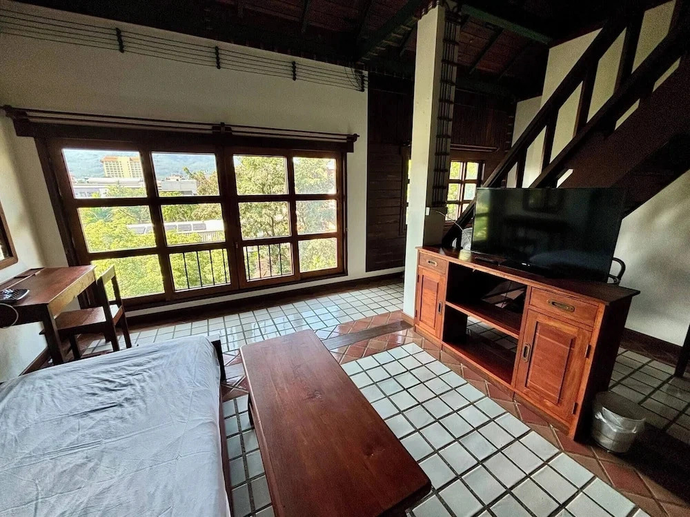 502 Serene Teak Boutique Apartments