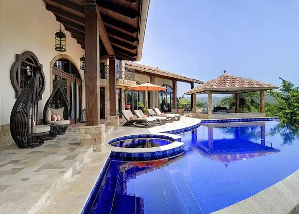 Villa Tesora