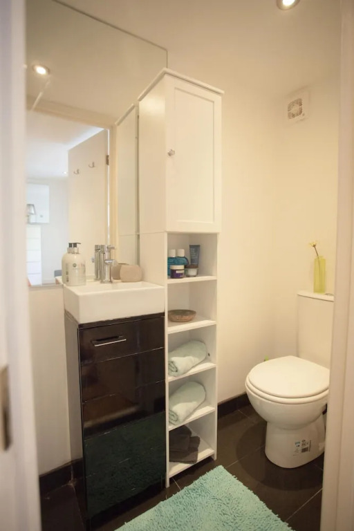 Wonderful studio in Barnsbury Village