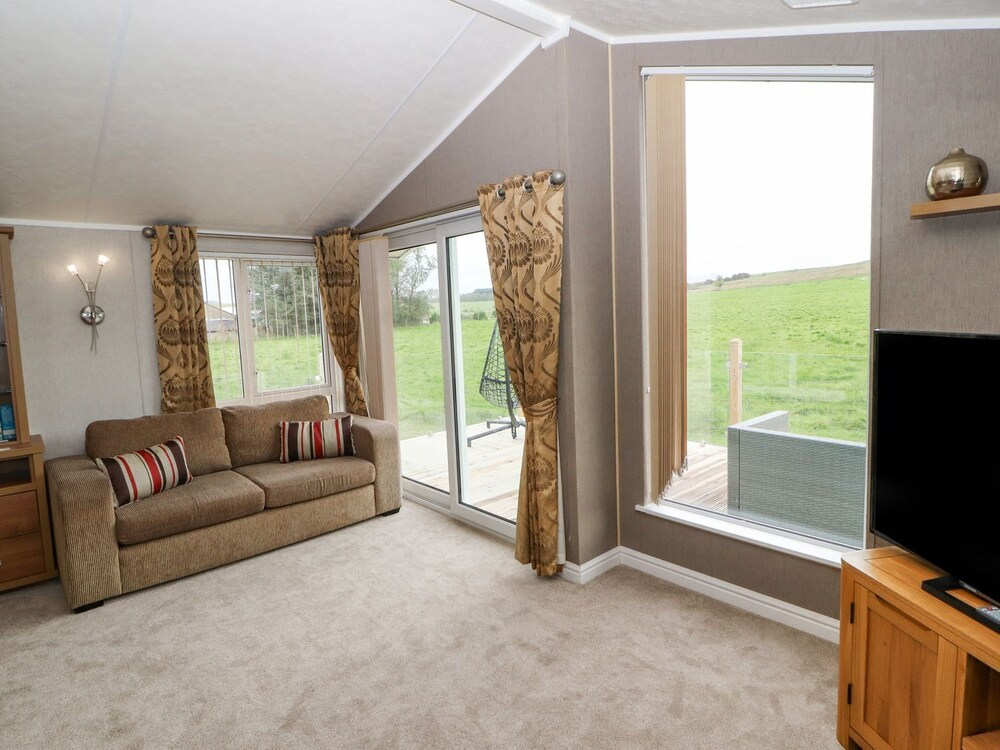 No 8 Hillcote Lodge