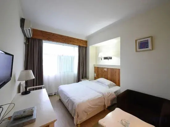 Yayu Time Hotel (Changshou South High Speed Railway Station)