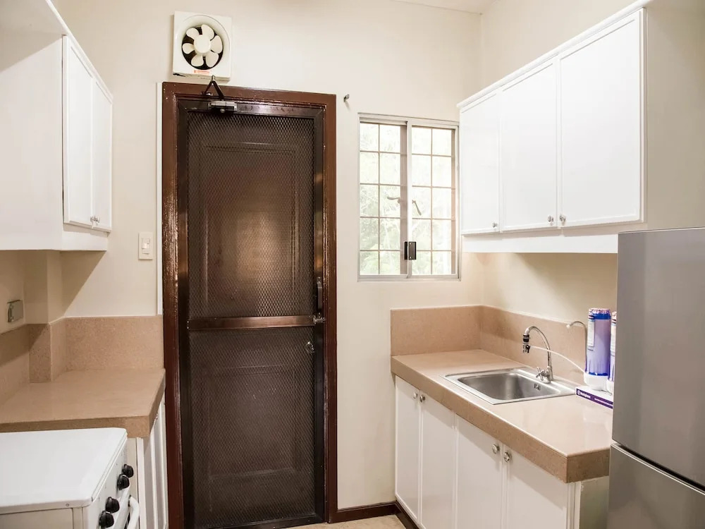 Oyo 211 las Palmeras Apartelle