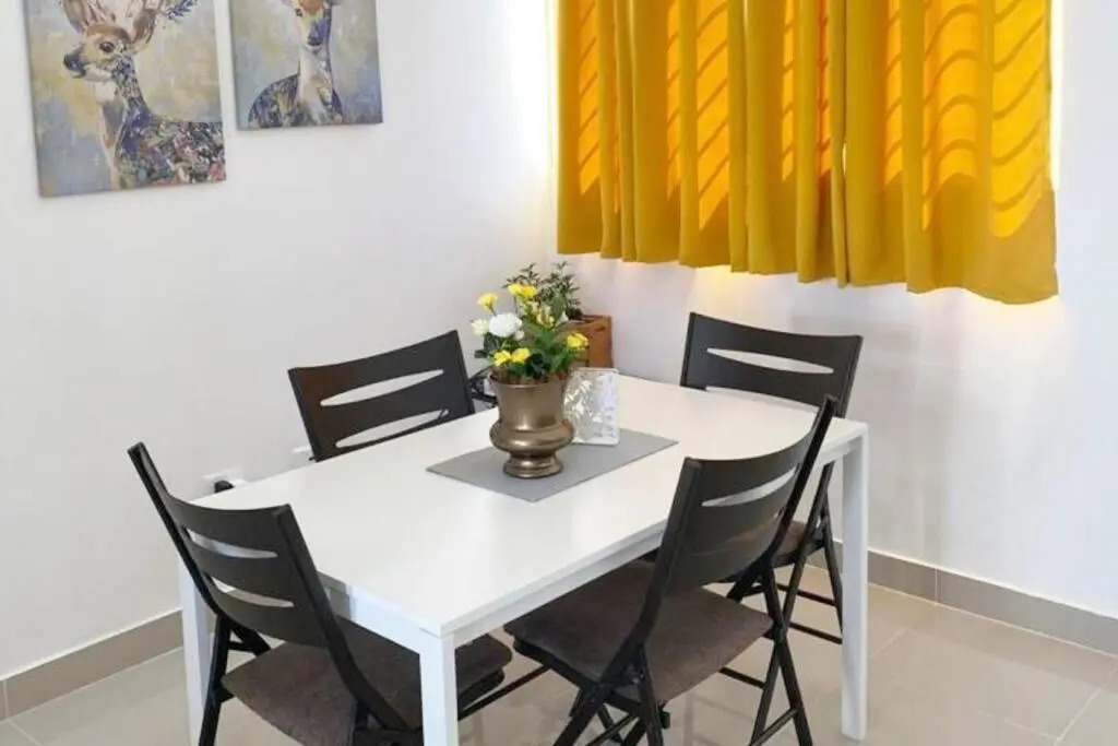 Àpartamento completo, 3 hab Wifi, Netflix, Parqueo Privado