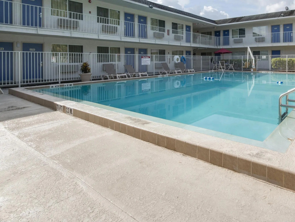 Motel 6-Kissimmee, FL - Orlando