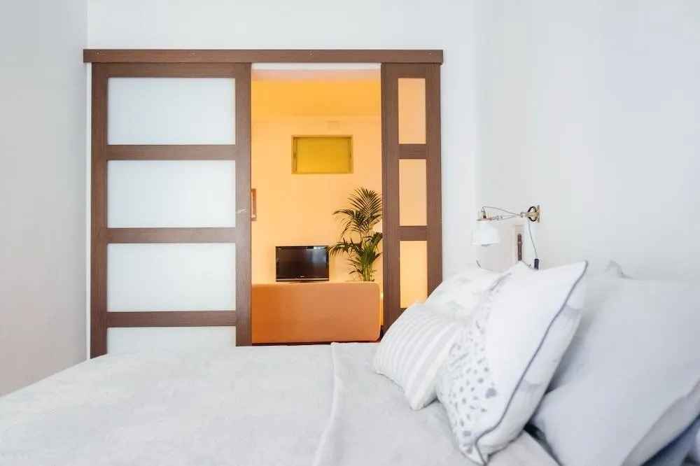 Iakai Homes Silvio