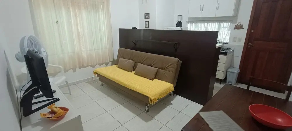 Apto 1 Quarto com Varanda e Estacionamento perto da praia