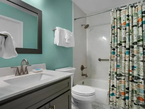 Summer Breeze Condominium 211 by Newman-Dailey
