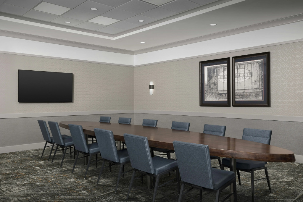 Embassy Suites Atlanta - Kennesaw Town Center