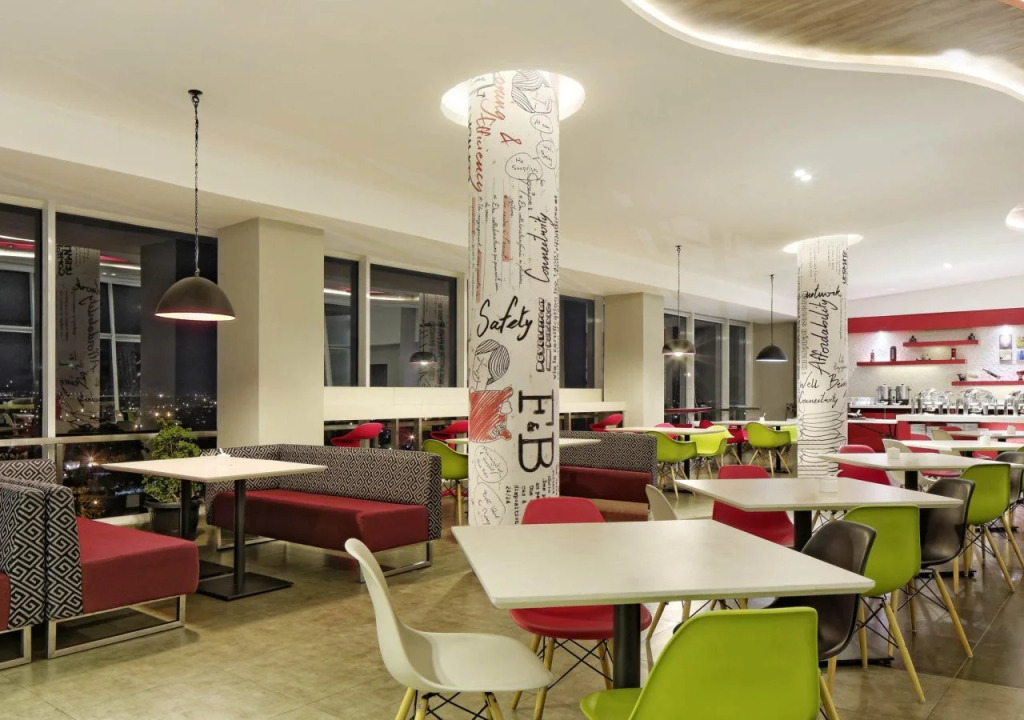 Ibis Padang