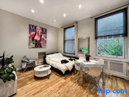The Chelsea Kensington 159 Apartment