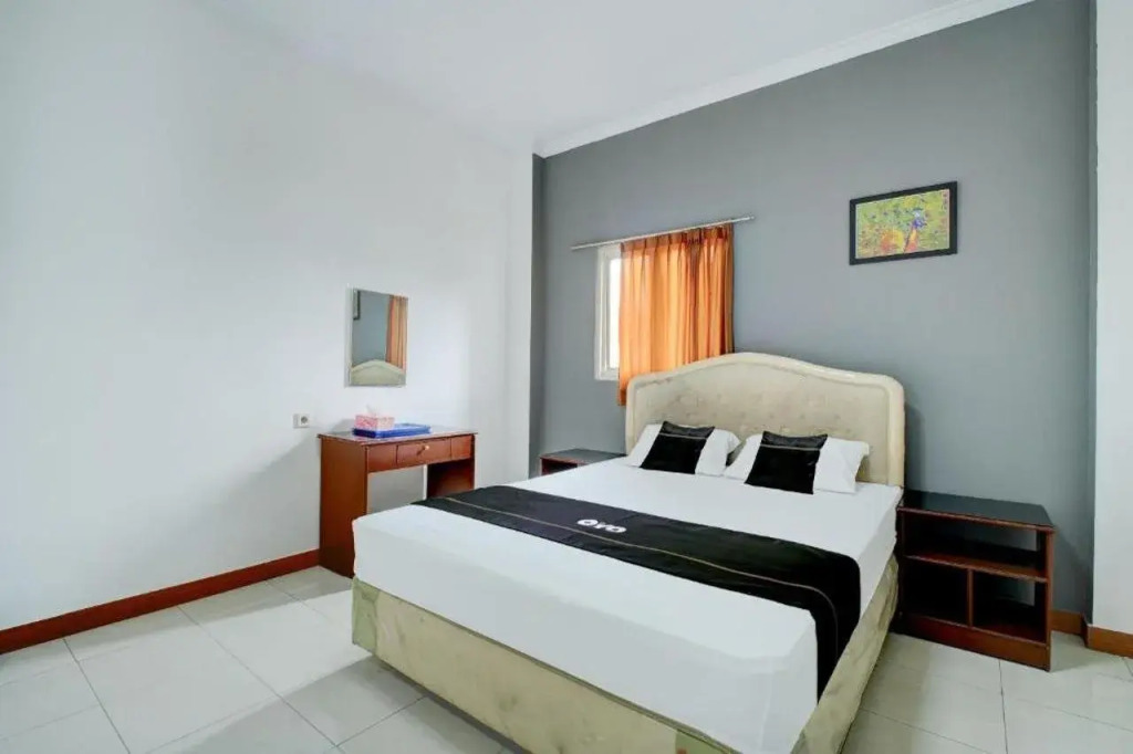 Hotel O Depok near Bhayangkara BRIMOB Hospital Formerly Hotel Mutiara Kelapa Dua Depok