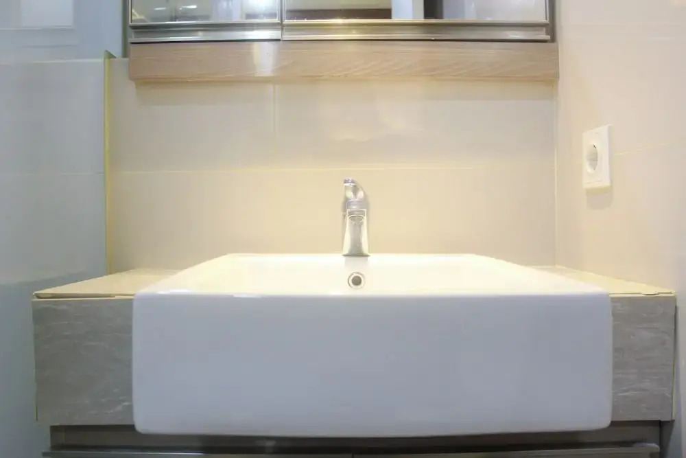 Good Deal Studio Apartment At Landmark Residence Bandung