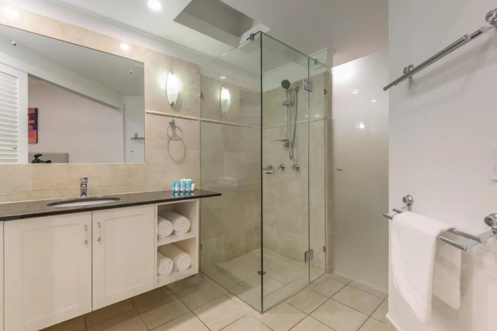 Mandalay Luxury Beachfront Apartments