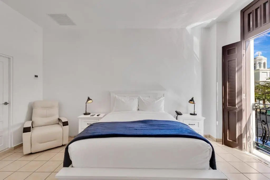 Armas Hotel