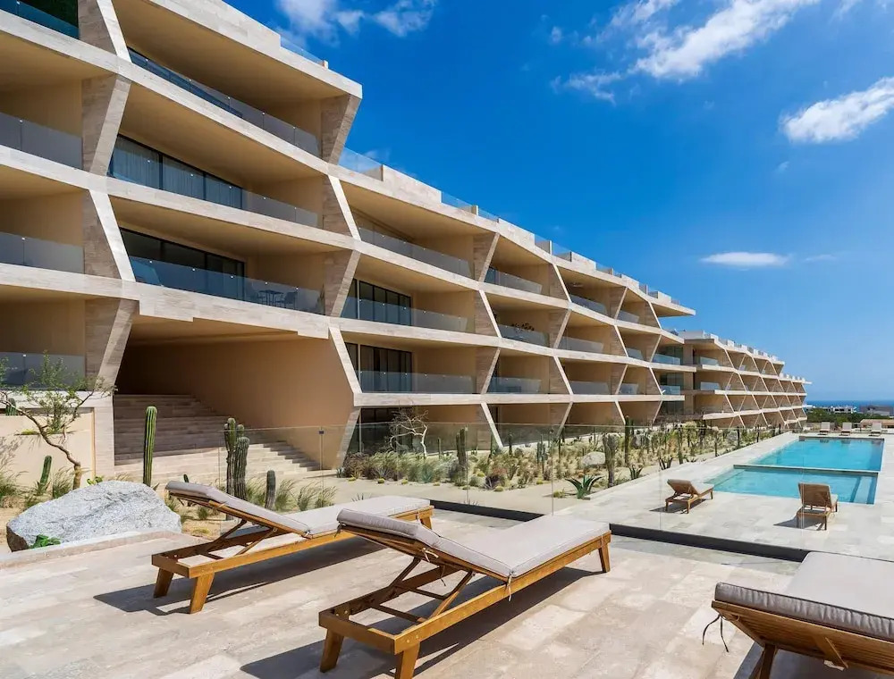 Mistiq Los Cabos