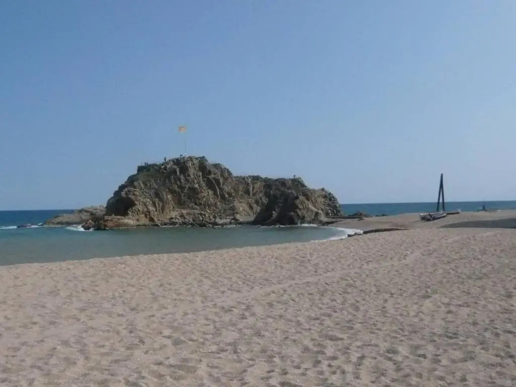 BRAVAHOLIDAYS-13-K4