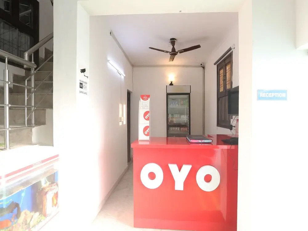 Oyo 22125 Bleu Ville